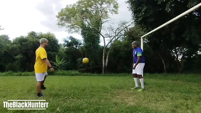 Futboldan Sonra Ben ve Partnerim Çok Olduk, Bölüm 1