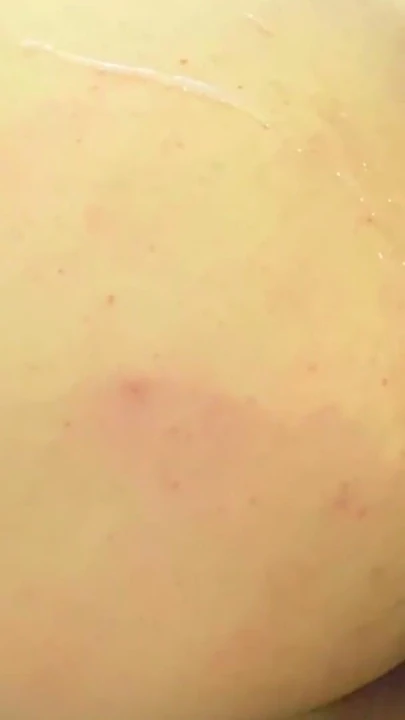 Muhteşem büyük memeli ve büyük götlü güzel üvey kız kardeşi seksi kırmızı ipek gece elbisesi giyerek üvey kardeşi baştan çıkardı | Klip 3