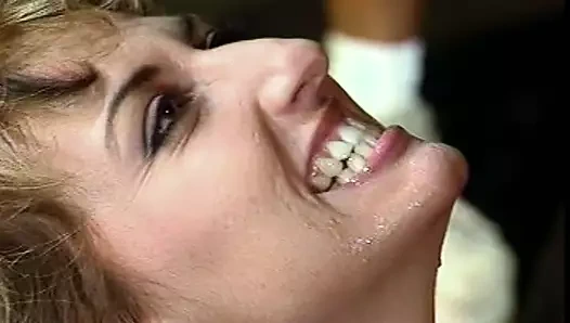 O yaramaz kızlar yarağa çok aç