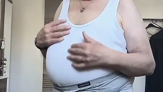 Belting Clothed