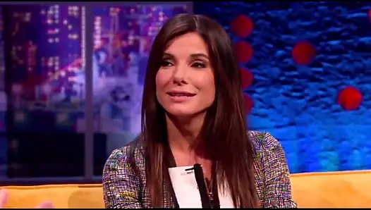 Sandra bullock'un ateşli bacakları