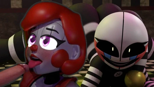 Gece 1'i dövüyor ve galerinin kilidini açıyor! - beş şehvetli gece