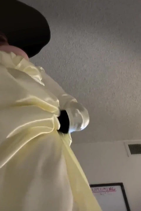 Hamile Bayan Dimitrescu