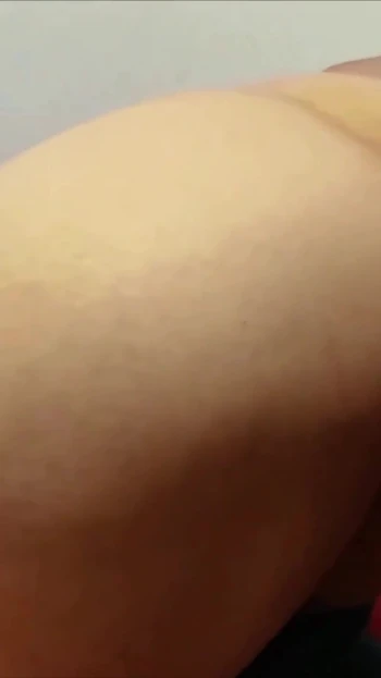 Захватывающий момент из "Шаловливой зрелой милфе-жене нужен камшот"