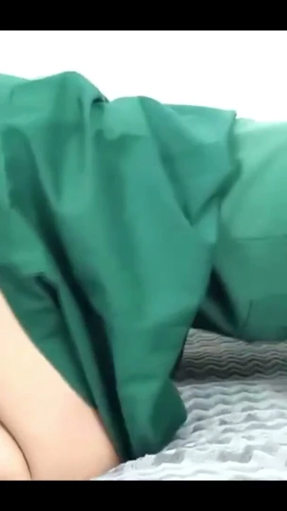 Taylandlı tombul izci kız öğrenci üniformasıyla köpek stili creampie sikiliyor | Bölüm 1