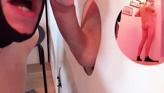 Daha fazlası için geri geldi - büyük yarak, birden fazla boşalma, merhamet yok (kesilmemiş)