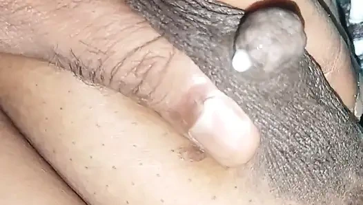 Hintli komşu kadının ateşli amcığı