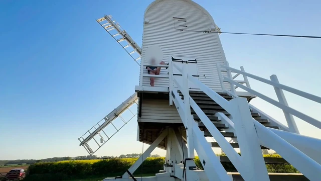 Windmill'de dışarıda mastürbasyon