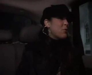 masturbation en voiture