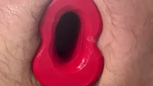 Oxball ffpighole deliği maça ası ile tünel xxlplug menholünün içine tıkanıyor