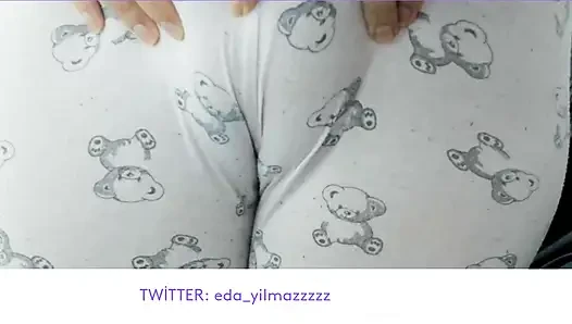 CAMELTOE- PAJAMA- SWOLLEN PUSSY