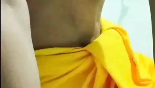 Hintli öğretmenin rol oyunu