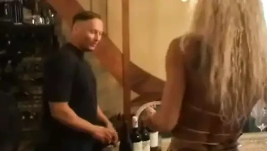 Olgun sarışın Hollandalı sikme fantezi