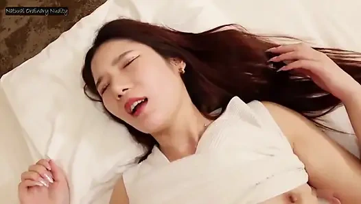 Irresistible Hands - Kontrolü eriten ve taşan bir finale yol açan lüks bir masaj