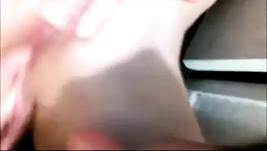 Boşalana kadar parmakla