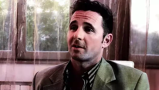 Milf bebek berbat bir büyük horoz sonra gets bir sert sikme