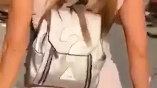 seksi kızıl saçlı kamu striptiz