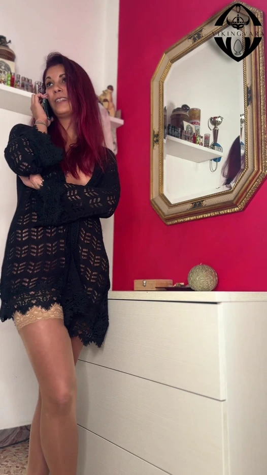 Ben sikilirken gavatla telefonda