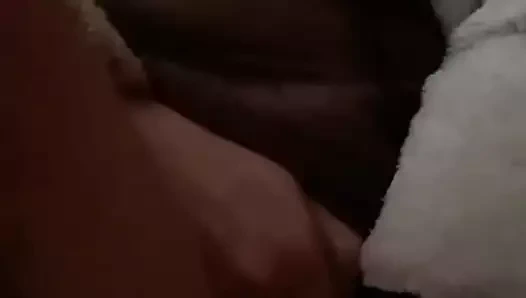 O sadece güzel dudaklarıyla geldi