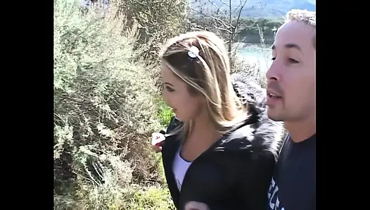 Amerikalı bir genç yeni cinsel deneyimler arıyor!! - (Bölüm #10)