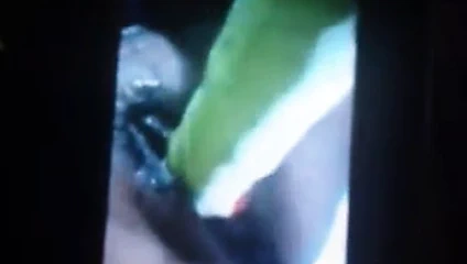 Pinay karısı vib kullanıyor.