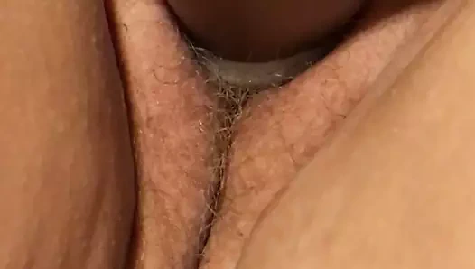 Dik milf cums ve squirts