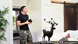 Gerçek eş hikayeleri - başrol oynadığı iyi olmayan kayınbiraderim sahnesi