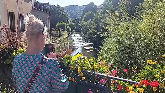 Güzel Sarışın Karı Çıplak, Banyo, Footjob