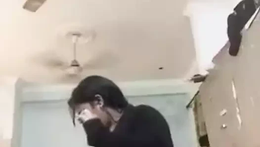 Tombul mallu teyze selfie...