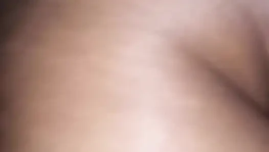 Anal yolculuğum 2. gün hala ağrıyor. Biraz aldı. Sonra ona kremsi bir orgazm için bindi