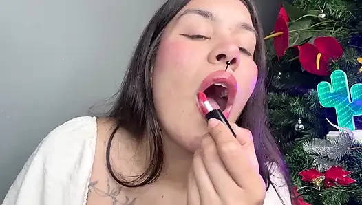 Яркие губы