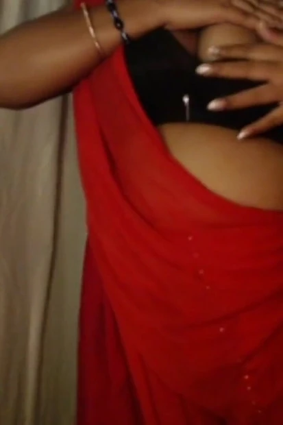 Горячий черный лифчик, большие