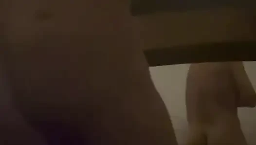 Aman tanrım! Gerçekten bir yarağa ihtiyacım var.