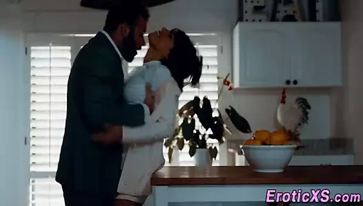 seksi bebeğim verir kafa ve sürmek