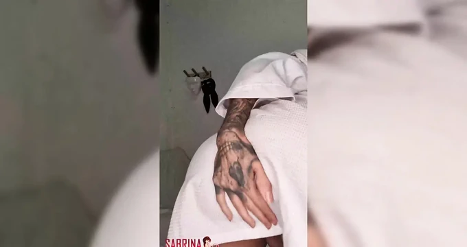 Sert penis al sevgi, transvestit süt istiyorsan, bana gel.