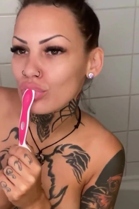 Tam vücut duş tıraşı