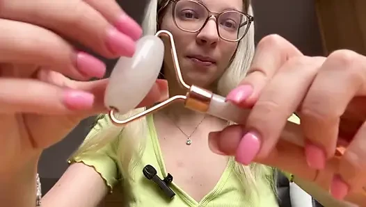 Seni bir kıza dönüştürüyor kadın kılıklı asmr rol oyunu