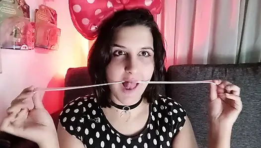 Baloncuk pisliği yapıyor - minnie kıyafeti - tavşan tezgahçı