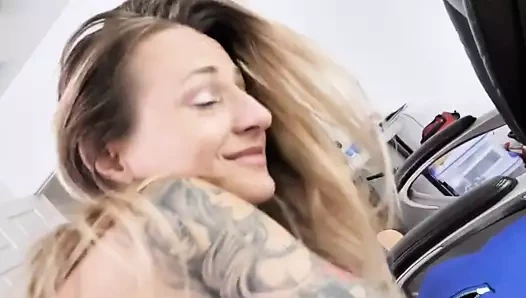 Geile Milf fickt ihren Stiefsohn