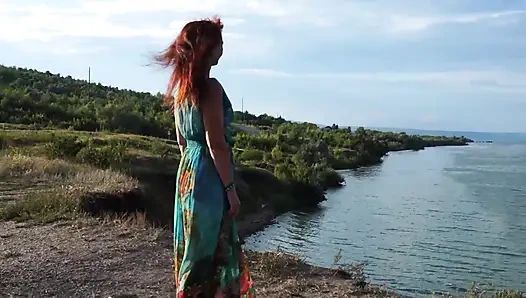 Volga-river'ın üzerinde dik bir şekilde