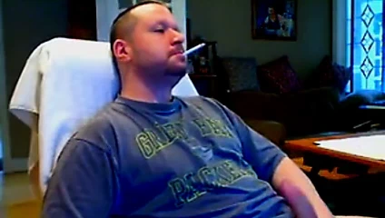 sigara ve büyük horoz