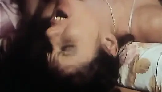 İyi şık, iyi tarz, ama... Sürtükler!! (1983)