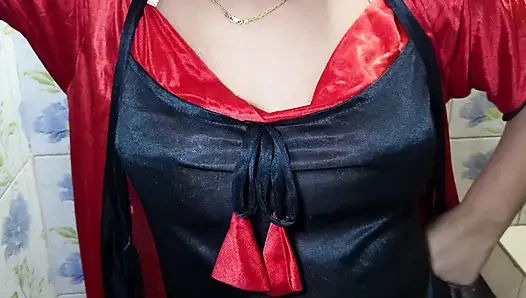 Evde yarağımı emdim.