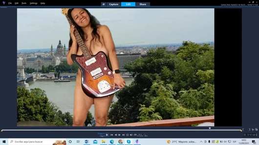 ADAMANDEVE VE LUPO ILE BUDAPEŞTE'DE ÇıPLAK DANS EDEN 4K FILMIN TAMAMı