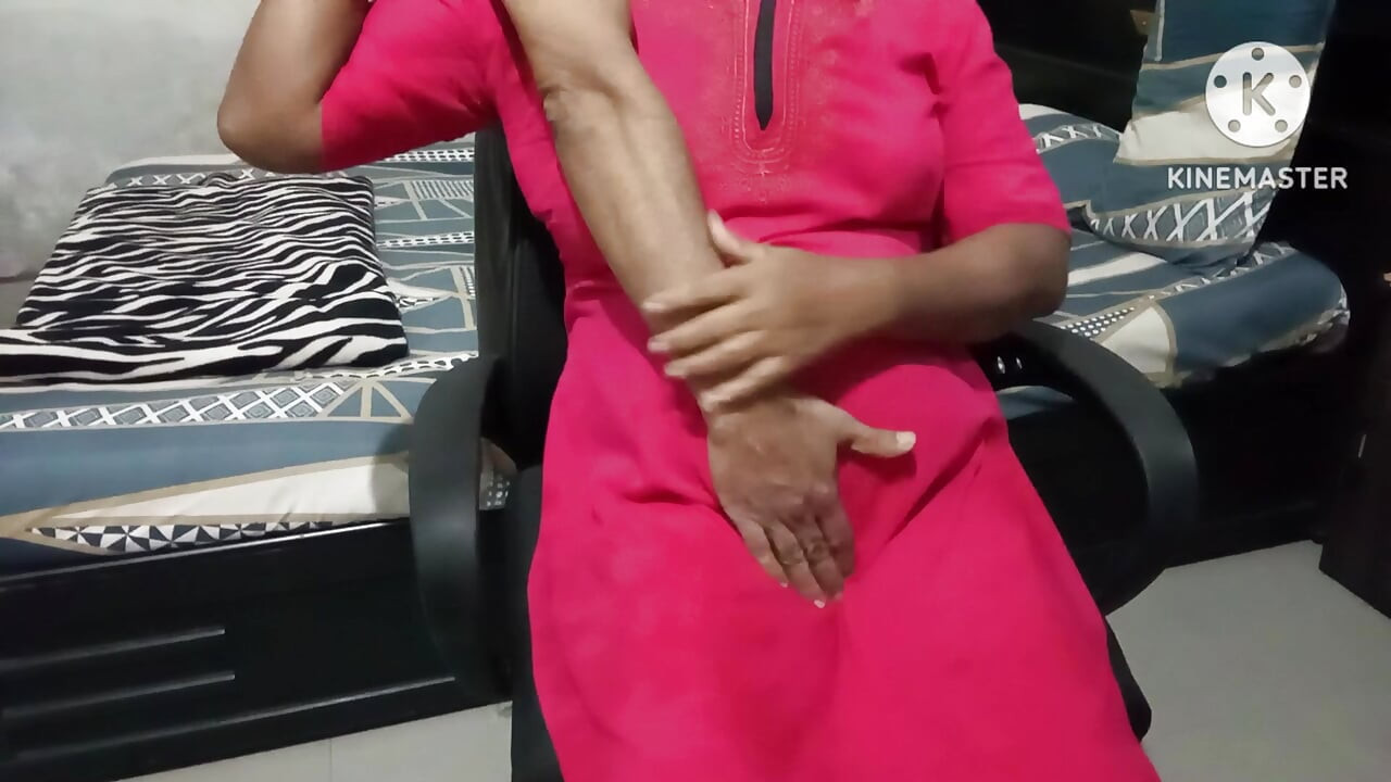 Malayali chechi karala