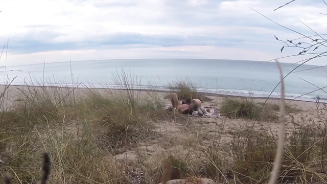 Fransız öğretmen sürtük çıplak plajda amatör sakso çekiyor yabancıyla boşalma - misscreamy