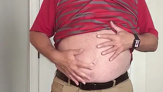 Just a Daddy in Khakis and Hat showing his stuff