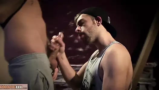 Bulldogxxx.com - cesaret dolu yabancılar