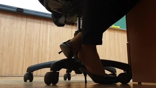 Külotlu çorap öğretmen ayakkabı oyunu daldırma yüksek topuklu