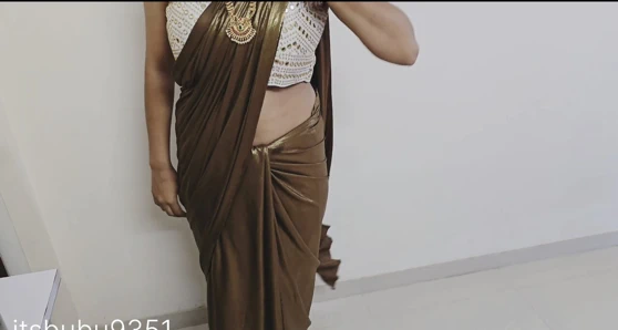 Village boy sex with neighbour bhabhi and he cums very quickly and feel embarassed.